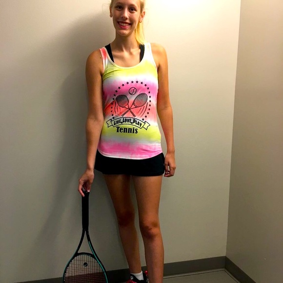 ๐ปWomen~Junior Rainbow Athletic Tank / M (7-9) - Picture 2 of 3